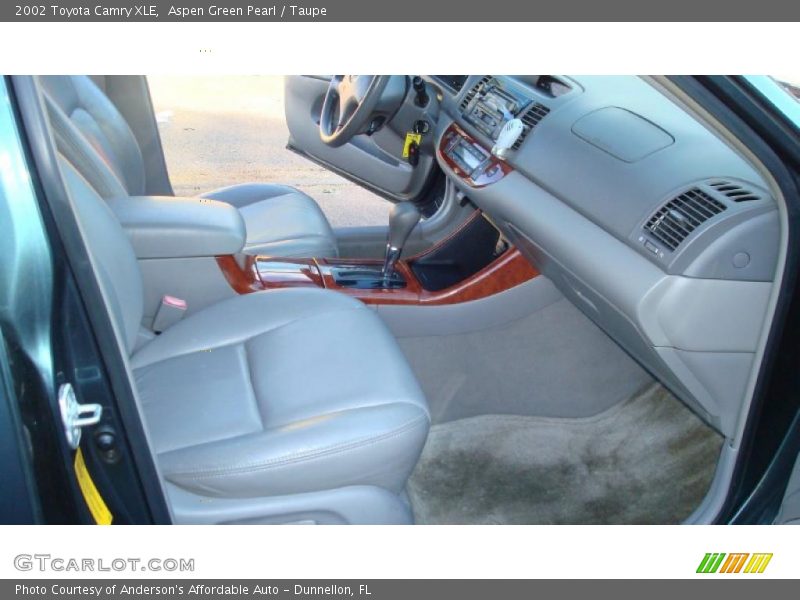 Aspen Green Pearl / Taupe 2002 Toyota Camry XLE