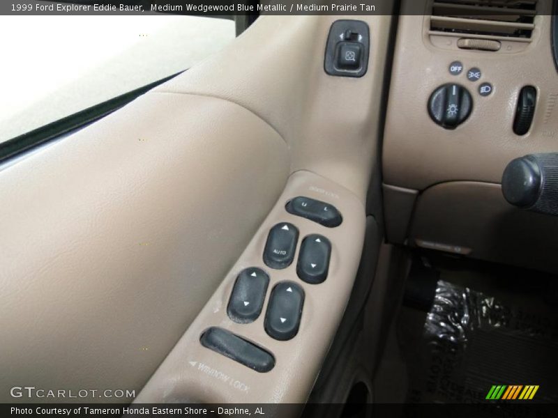 Medium Wedgewood Blue Metallic / Medium Prairie Tan 1999 Ford Explorer Eddie Bauer