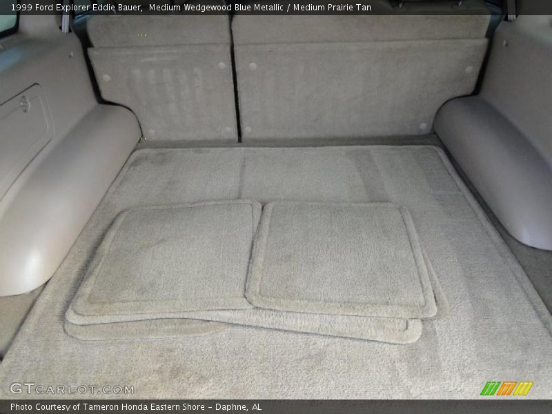  1999 Explorer Eddie Bauer Trunk