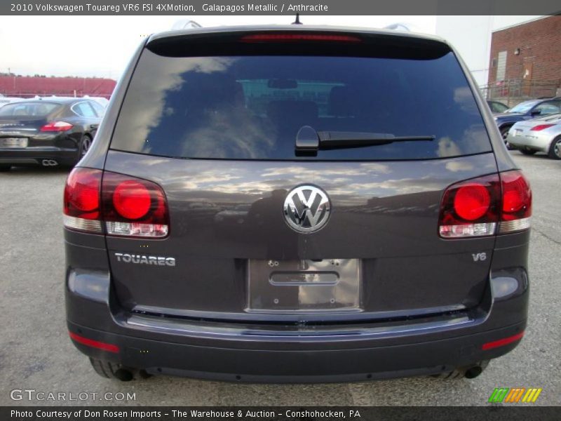 Galapagos Metallic / Anthracite 2010 Volkswagen Touareg VR6 FSI 4XMotion