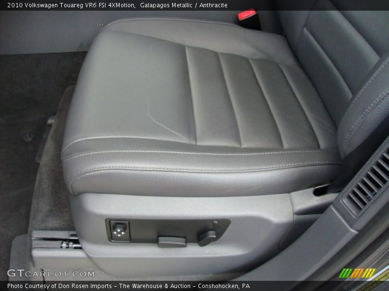  2010 Touareg VR6 FSI 4XMotion Anthracite Interior