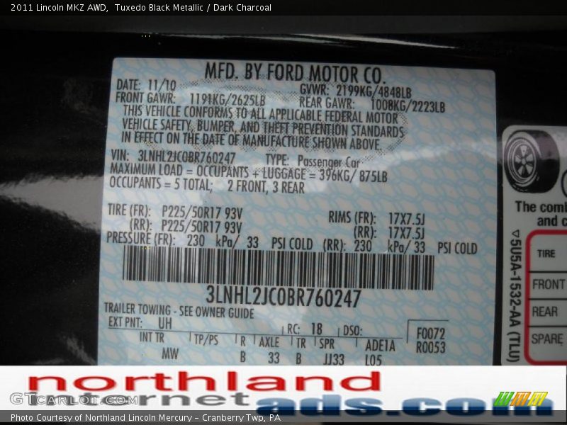 Tuxedo Black Metallic / Dark Charcoal 2011 Lincoln MKZ AWD