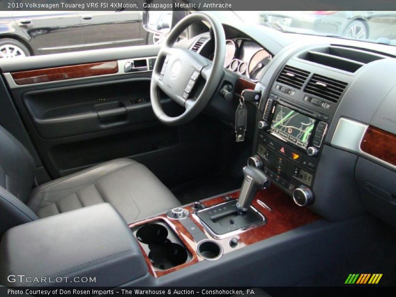  2010 Touareg VR6 FSI 4XMotion Anthracite Interior