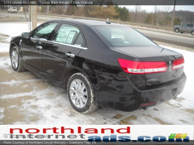 Tuxedo Black Metallic / Dark Charcoal 2011 Lincoln MKZ AWD