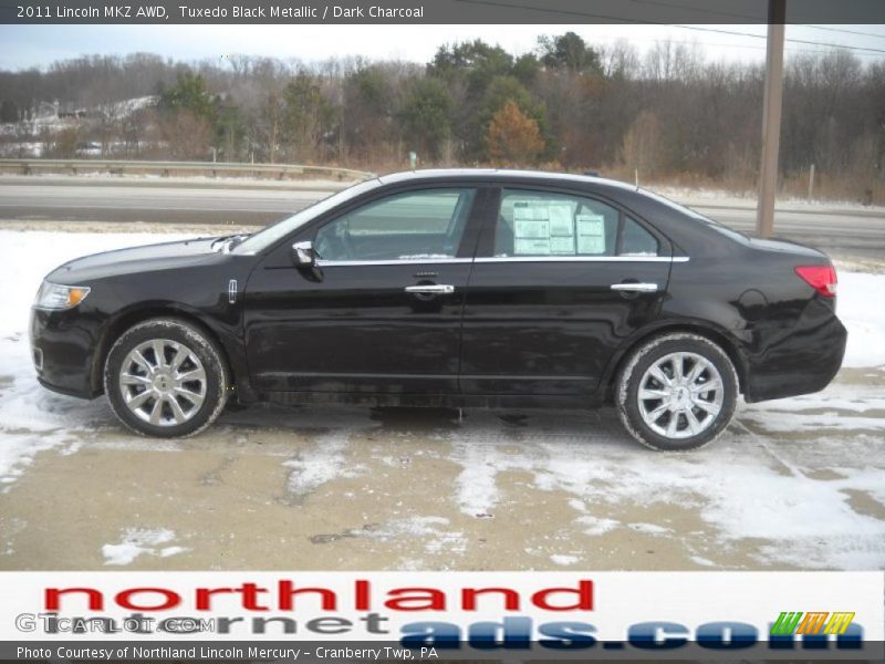 Tuxedo Black Metallic / Dark Charcoal 2011 Lincoln MKZ AWD