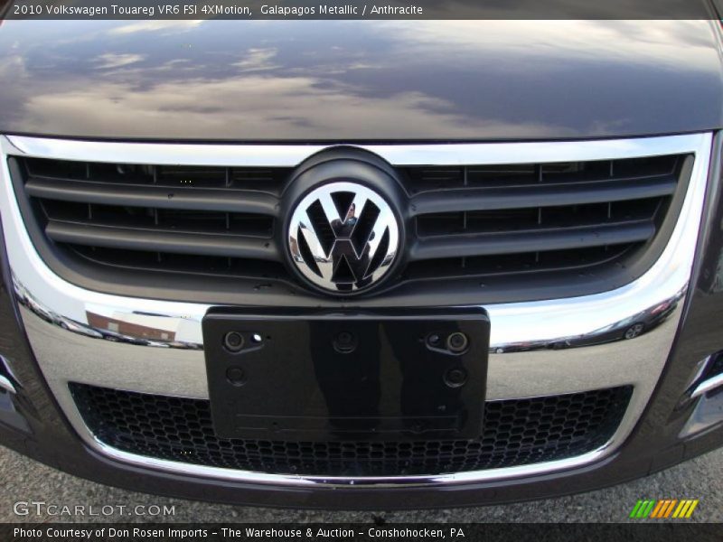 Galapagos Metallic / Anthracite 2010 Volkswagen Touareg VR6 FSI 4XMotion