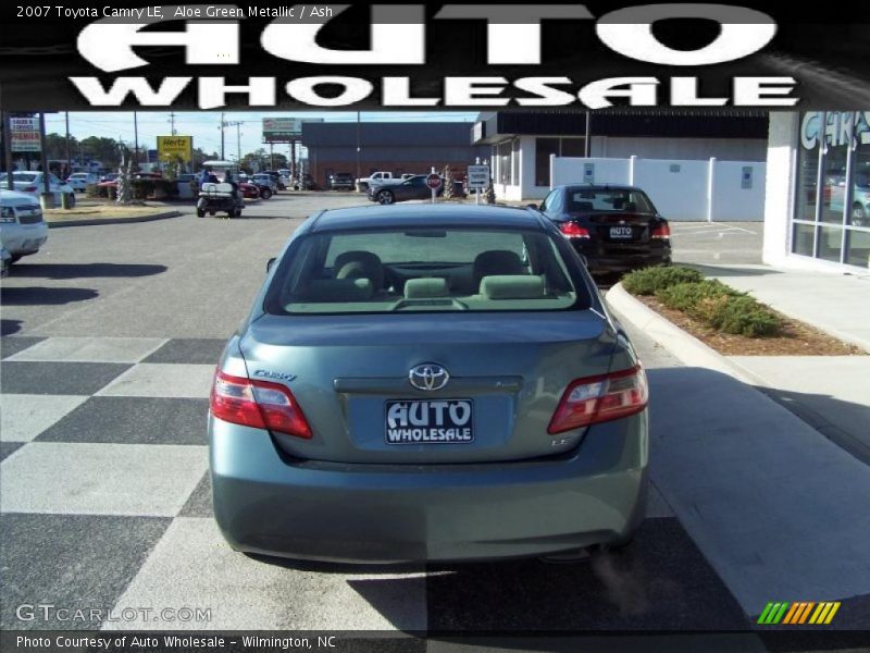 Aloe Green Metallic / Ash 2007 Toyota Camry LE