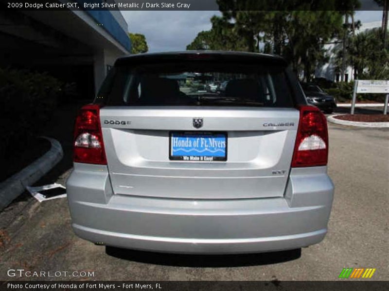 Bright Silver Metallic / Dark Slate Gray 2009 Dodge Caliber SXT