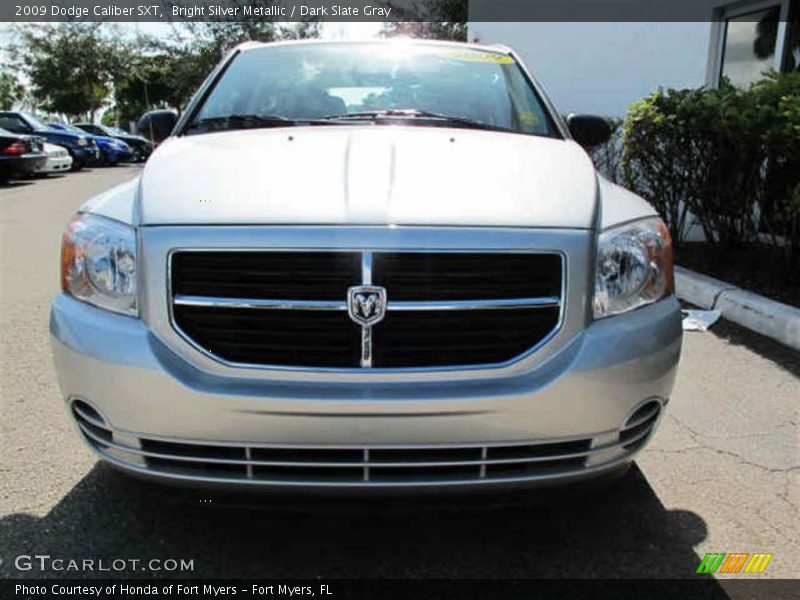 Bright Silver Metallic / Dark Slate Gray 2009 Dodge Caliber SXT