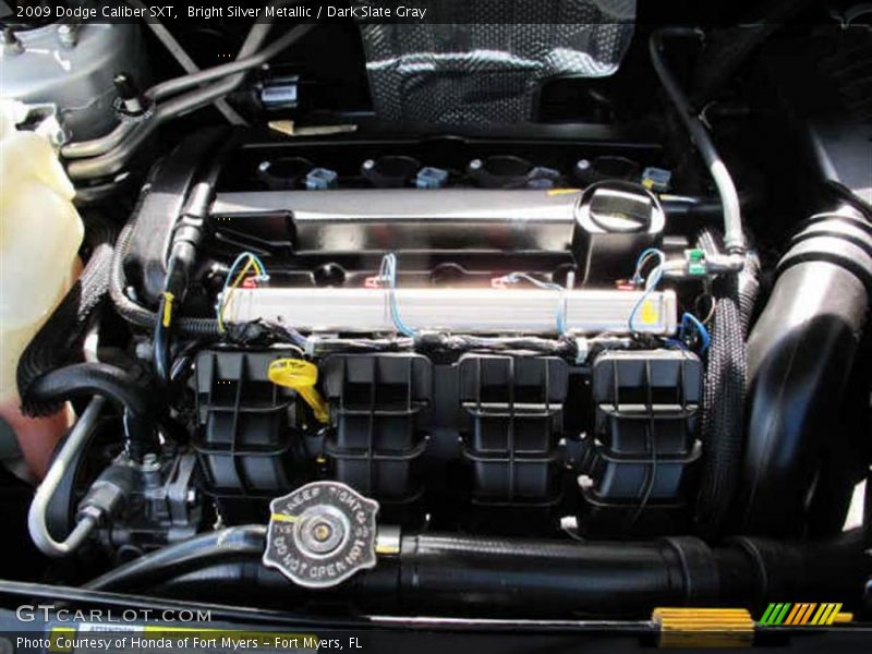 Bright Silver Metallic / Dark Slate Gray 2009 Dodge Caliber SXT