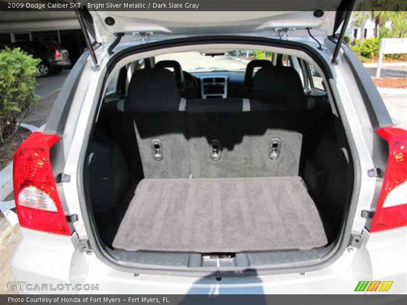 Bright Silver Metallic / Dark Slate Gray 2009 Dodge Caliber SXT