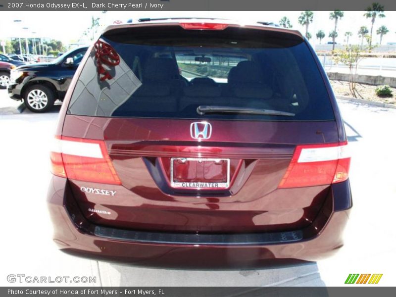 Dark Cherry Pearl / Ivory 2007 Honda Odyssey EX-L
