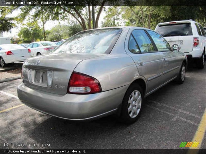 Radium Silver / Stone 2001 Nissan Sentra XE