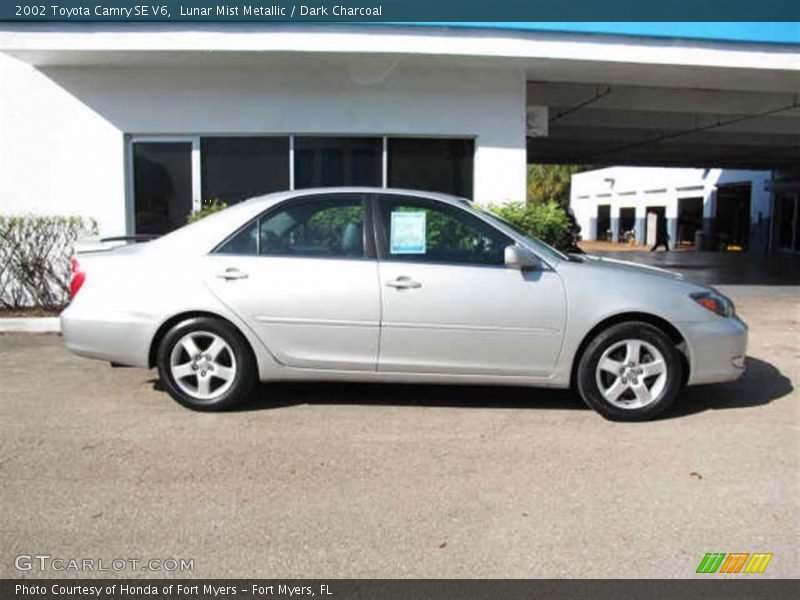 Lunar Mist Metallic / Dark Charcoal 2002 Toyota Camry SE V6
