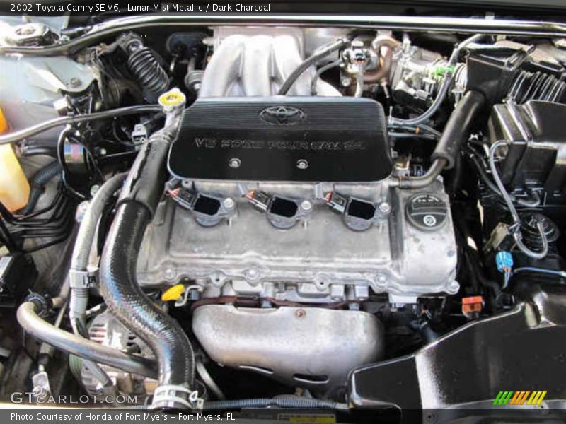 Lunar Mist Metallic / Dark Charcoal 2002 Toyota Camry SE V6