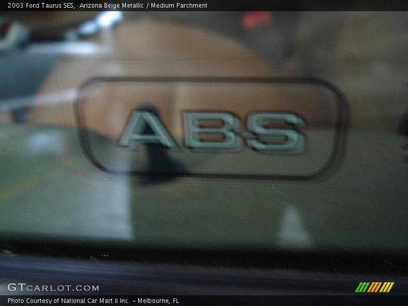 Arizona Beige Metallic / Medium Parchment 2003 Ford Taurus SES