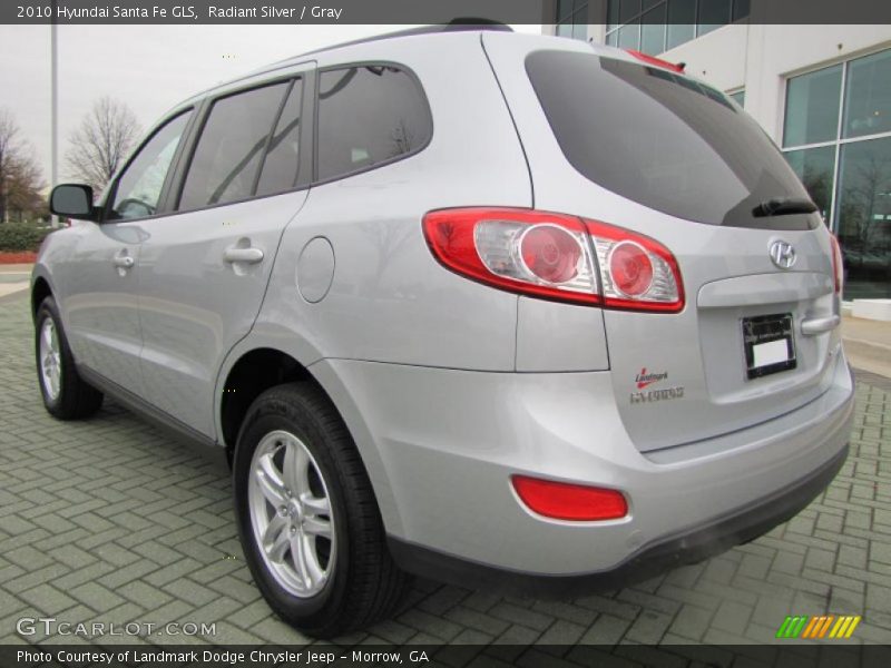 Radiant Silver / Gray 2010 Hyundai Santa Fe GLS