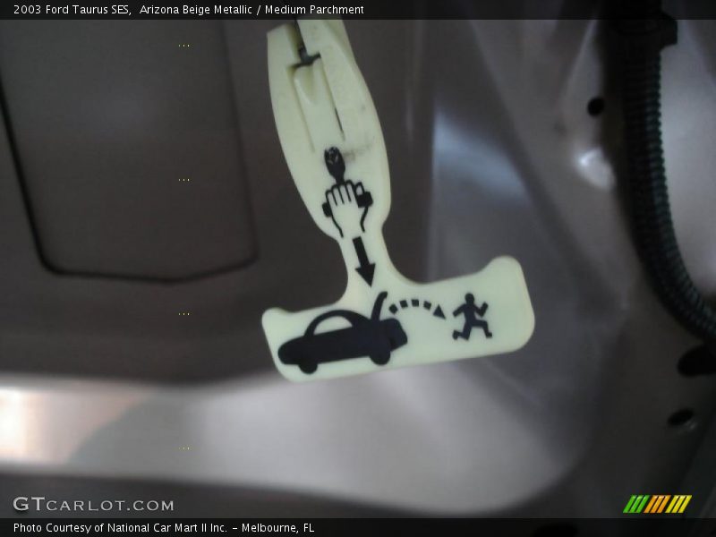 Arizona Beige Metallic / Medium Parchment 2003 Ford Taurus SES