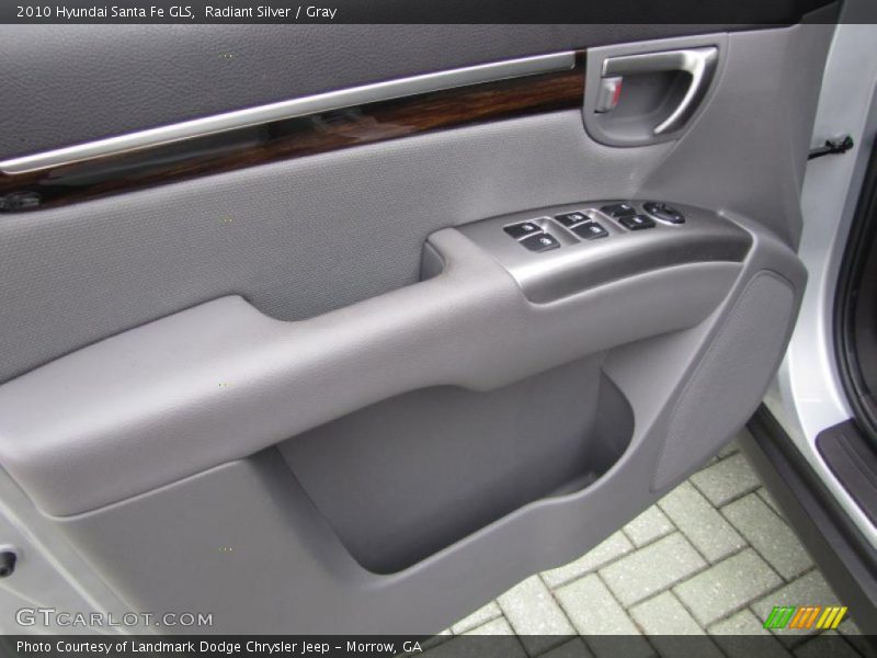 Radiant Silver / Gray 2010 Hyundai Santa Fe GLS