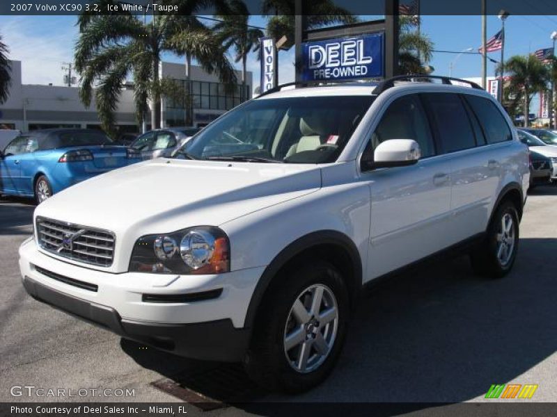 Ice White / Taupe 2007 Volvo XC90 3.2