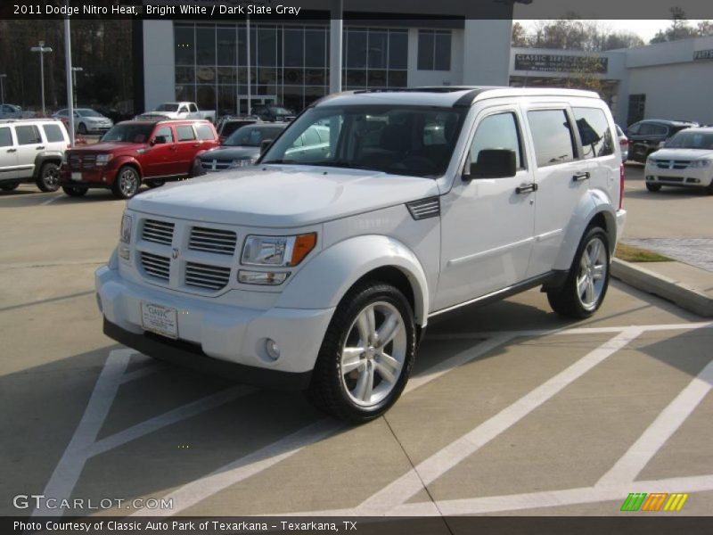 Bright White / Dark Slate Gray 2011 Dodge Nitro Heat