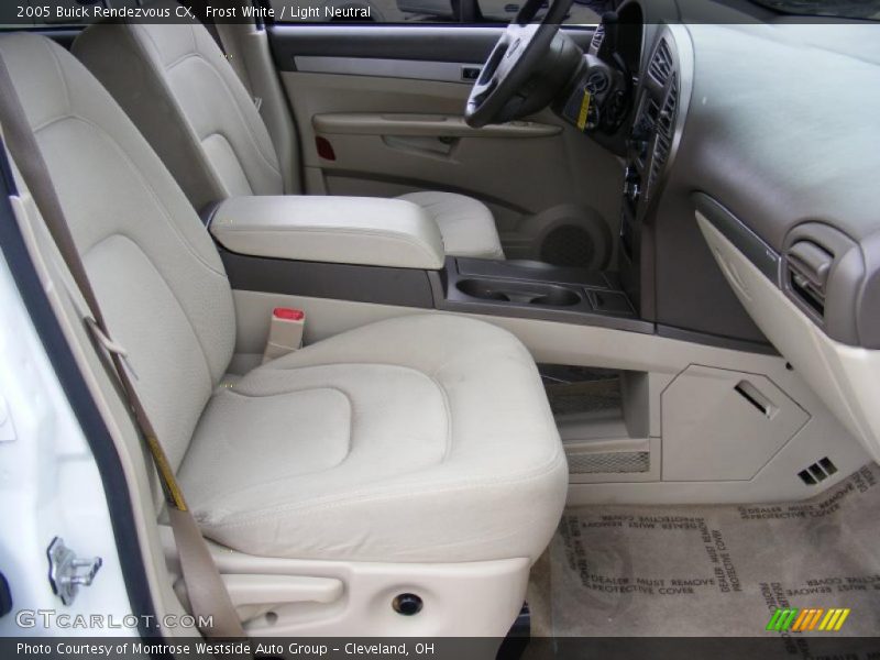 Frost White / Light Neutral 2005 Buick Rendezvous CX