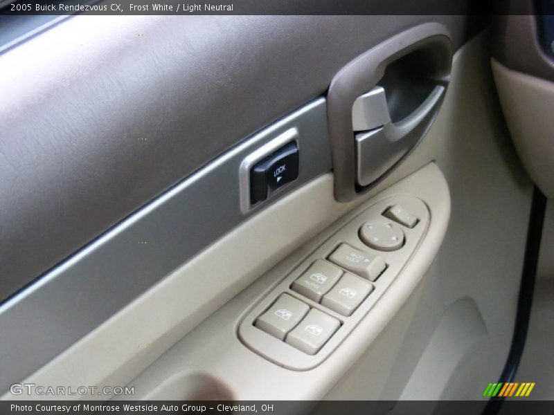 Frost White / Light Neutral 2005 Buick Rendezvous CX
