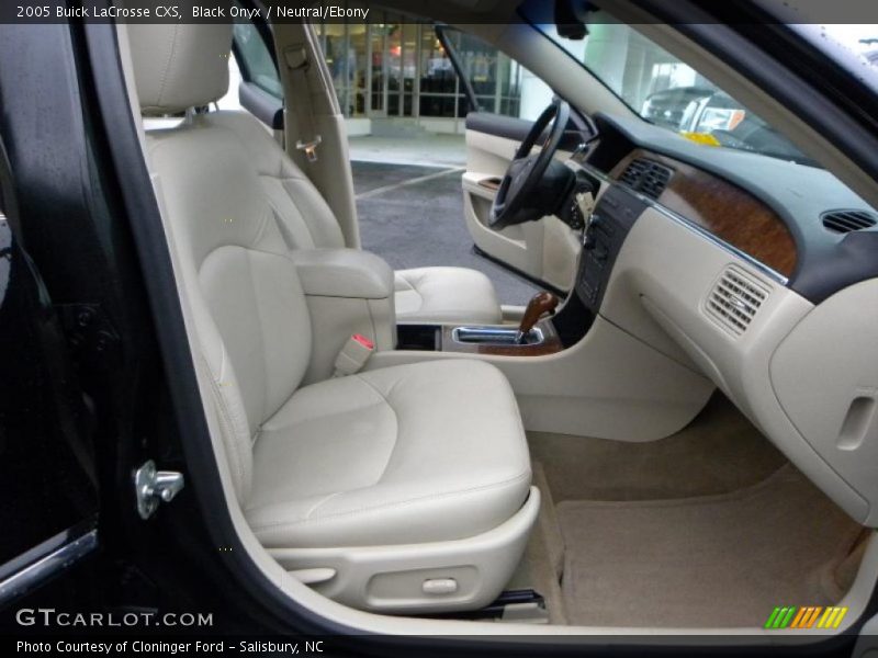 Black Onyx / Neutral/Ebony 2005 Buick LaCrosse CXS
