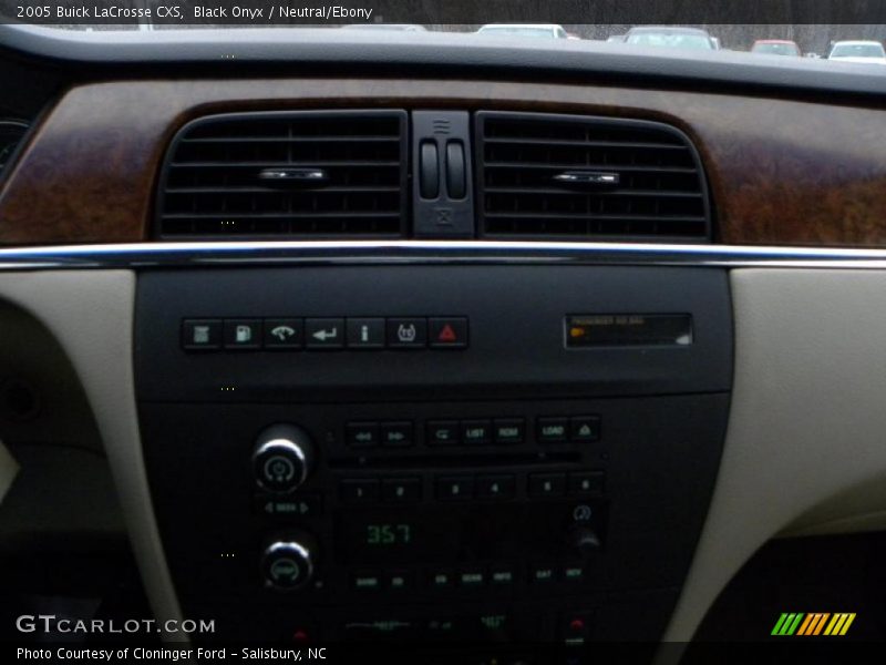 Black Onyx / Neutral/Ebony 2005 Buick LaCrosse CXS