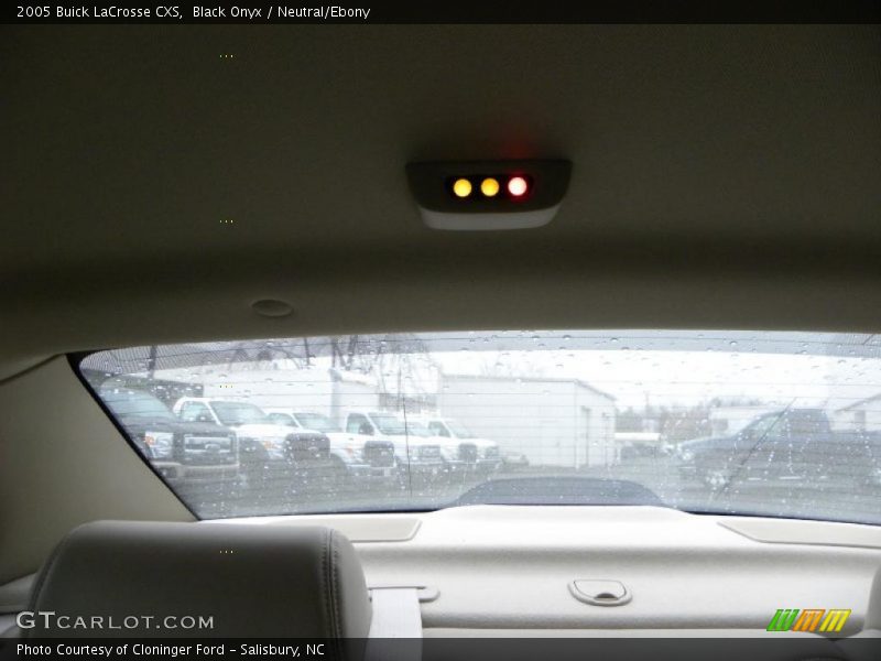 Black Onyx / Neutral/Ebony 2005 Buick LaCrosse CXS