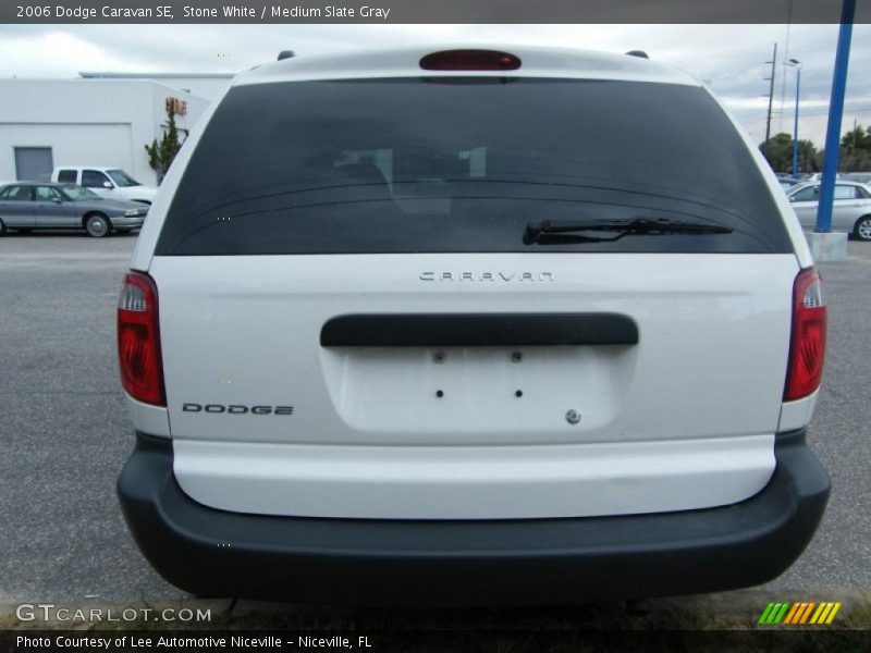 Stone White / Medium Slate Gray 2006 Dodge Caravan SE
