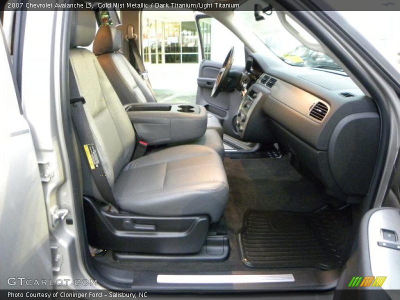 Gold Mist Metallic / Dark Titanium/Light Titanium 2007 Chevrolet Avalanche LS