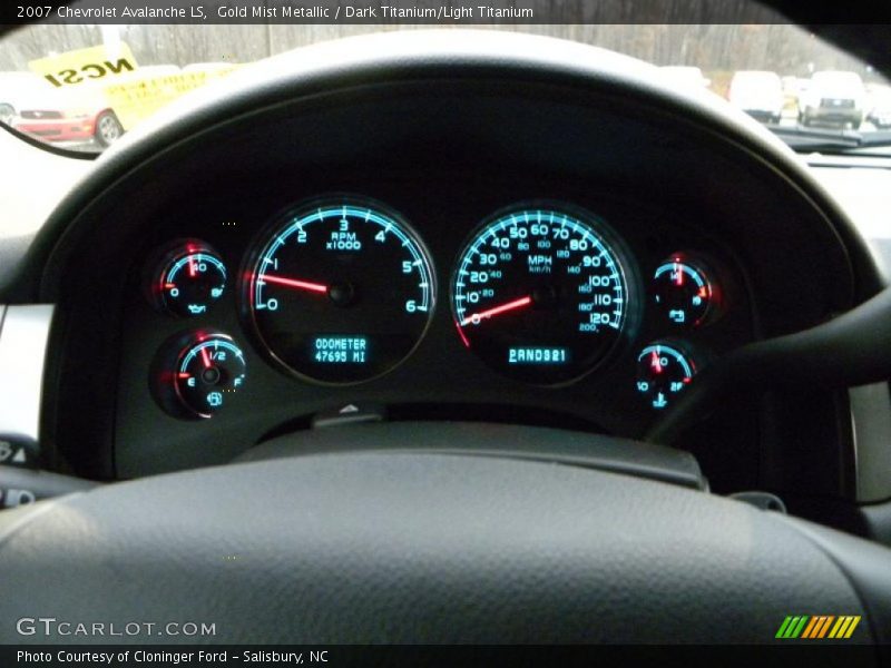 Gold Mist Metallic / Dark Titanium/Light Titanium 2007 Chevrolet Avalanche LS