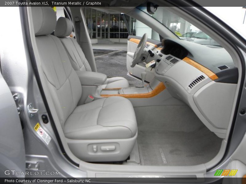 Titanium Metallic / Graphite 2007 Toyota Avalon XLS