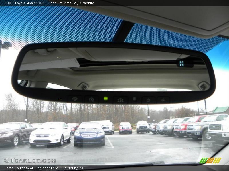 Titanium Metallic / Graphite 2007 Toyota Avalon XLS