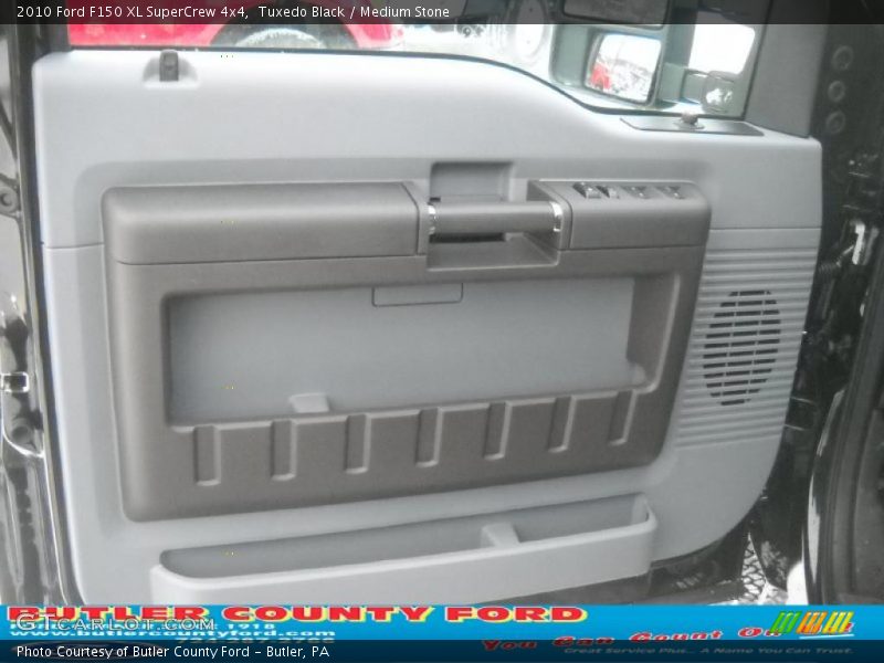 Tuxedo Black / Medium Stone 2010 Ford F150 XL SuperCrew 4x4