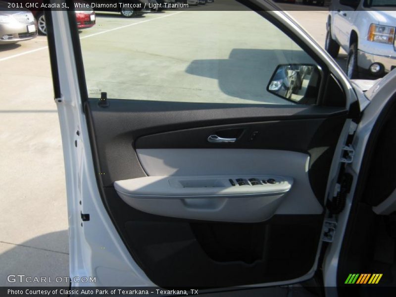 Door Panel of 2011 Acadia SL