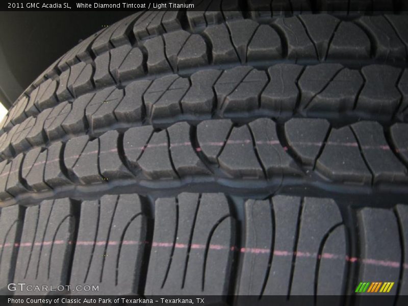 White Diamond Tintcoat / Light Titanium 2011 GMC Acadia SL