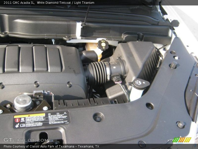 White Diamond Tintcoat / Light Titanium 2011 GMC Acadia SL