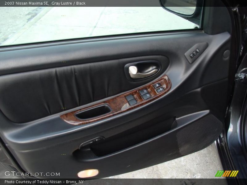 Gray Lustre / Black 2003 Nissan Maxima SE