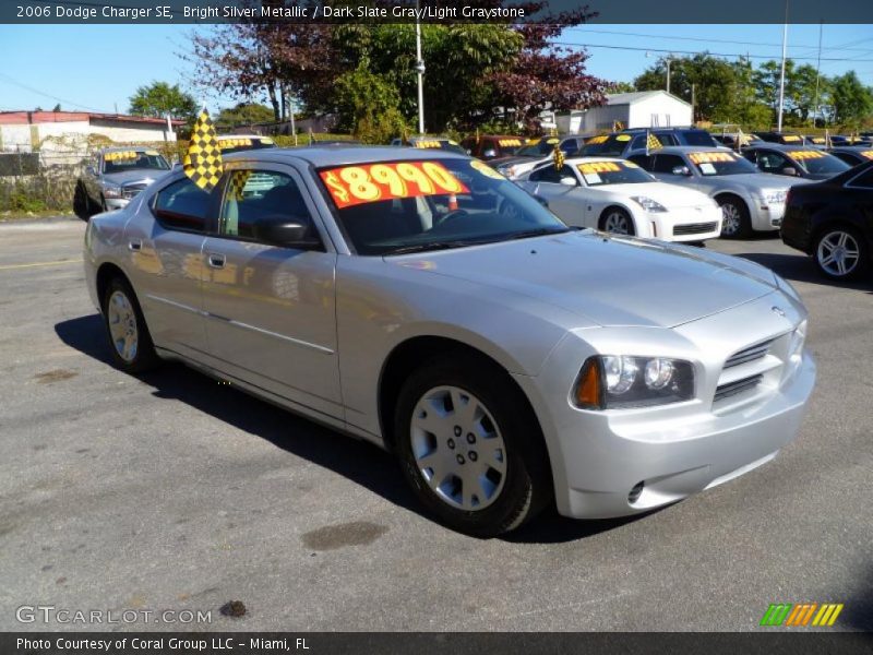 Bright Silver Metallic / Dark Slate Gray/Light Graystone 2006 Dodge Charger SE