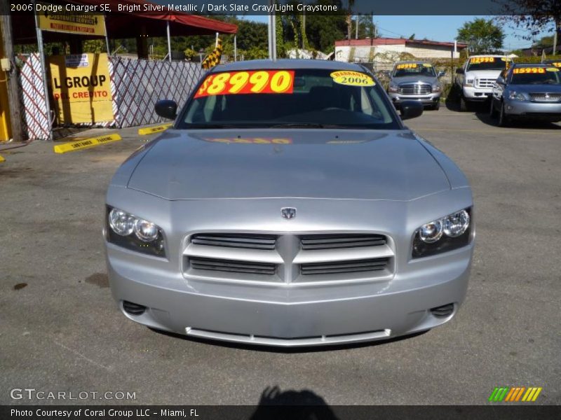 Bright Silver Metallic / Dark Slate Gray/Light Graystone 2006 Dodge Charger SE