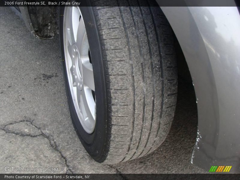 Black / Shale Grey 2006 Ford Freestyle SE