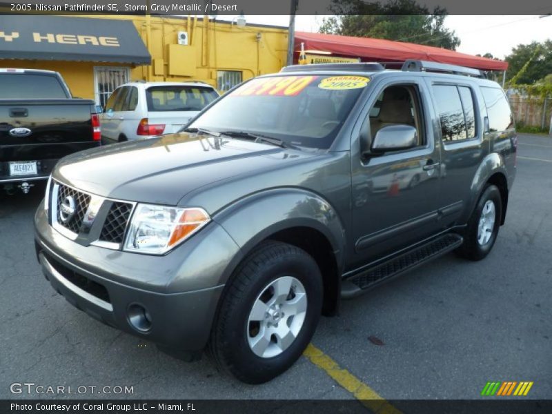 Storm Gray Metallic / Desert 2005 Nissan Pathfinder SE
