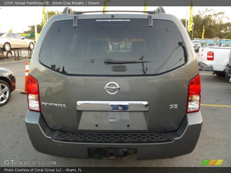 Storm Gray Metallic / Desert 2005 Nissan Pathfinder SE