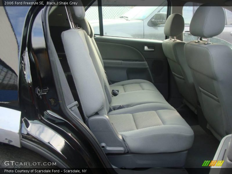 Black / Shale Grey 2006 Ford Freestyle SE