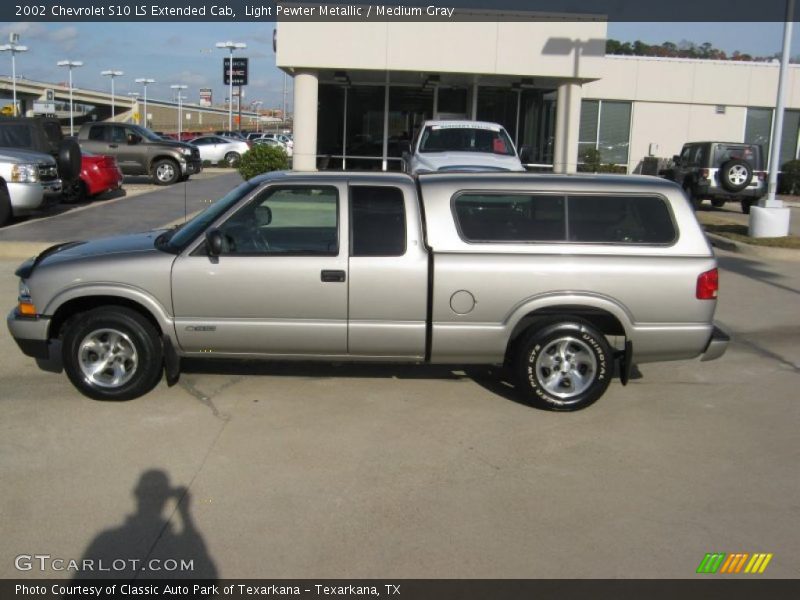 Light Pewter Metallic / Medium Gray 2002 Chevrolet S10 LS Extended Cab