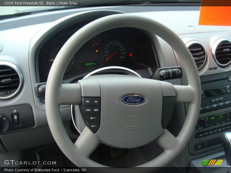 Black / Shale Grey 2006 Ford Freestyle SE