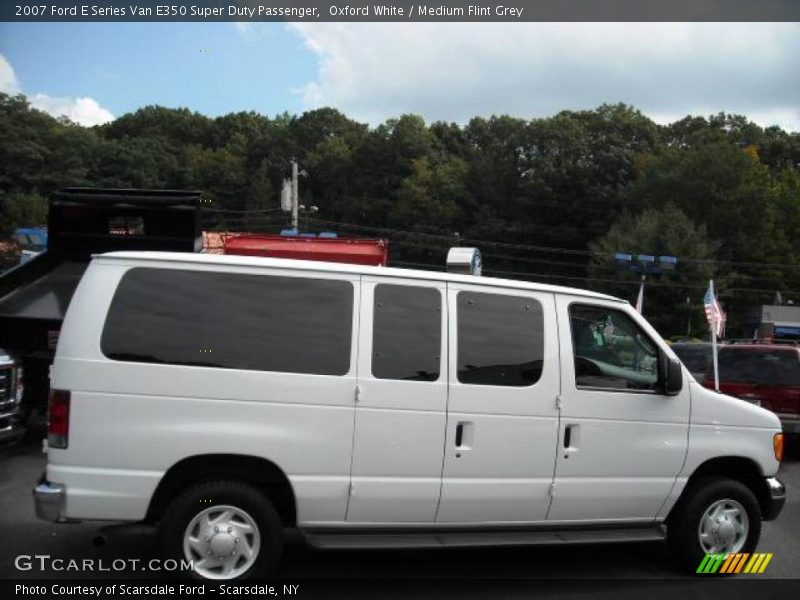 Oxford White / Medium Flint Grey 2007 Ford E Series Van E350 Super Duty Passenger