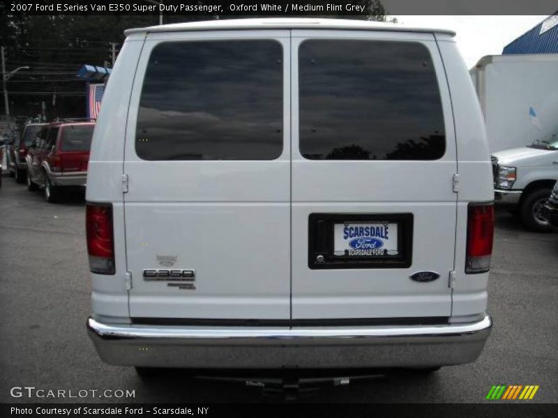 Oxford White / Medium Flint Grey 2007 Ford E Series Van E350 Super Duty Passenger